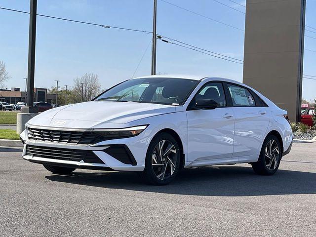 new 2025 Hyundai Elantra car