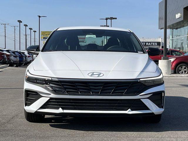 new 2025 Hyundai Elantra car