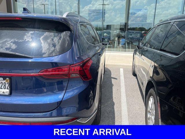 used 2021 Hyundai Santa Fe car, priced at $21,753