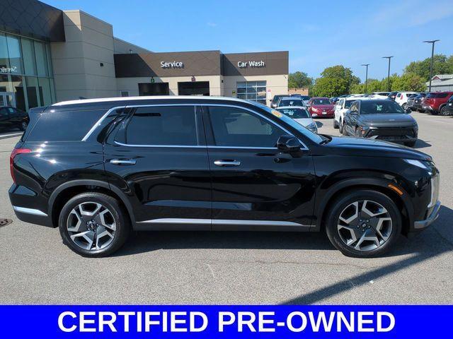 used 2024 Hyundai Palisade car, priced at $40,889