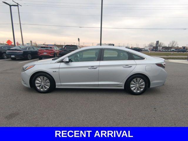 used 2016 Hyundai Sonata Hybrid car, priced at $10,885