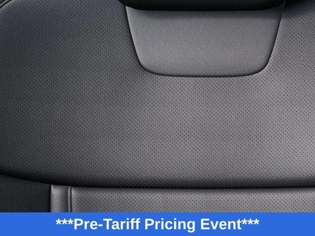 new 2025 Hyundai TUCSON Hybrid car, priced at $37,862
