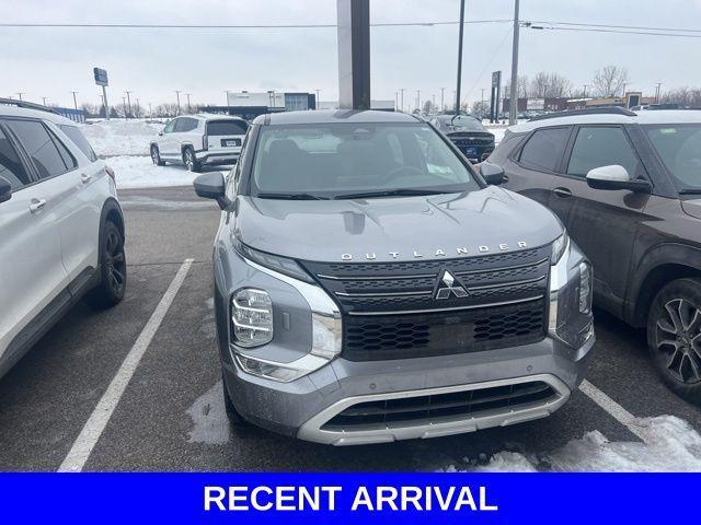 used 2022 Mitsubishi Outlander car, priced at $21,600