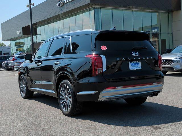 used 2024 Hyundai Palisade car, priced at $43,797