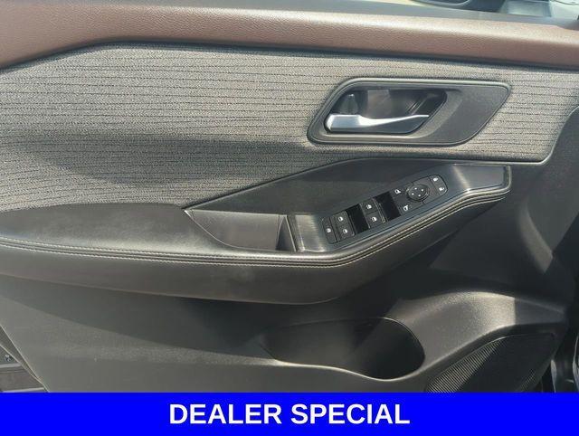 used 2021 Nissan Rogue car, priced at $17,220