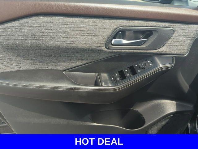 used 2021 Nissan Rogue car, priced at $18,217