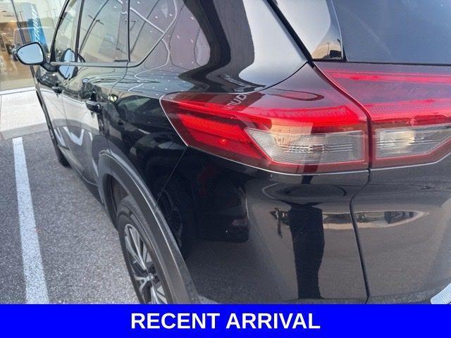 used 2021 Nissan Rogue car, priced at $18,368