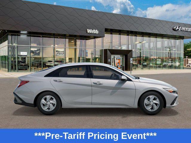 new 2025 Hyundai Elantra car, priced at $23,592