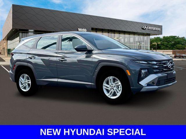 new 2025 Hyundai Tucson car, priced at $30,210