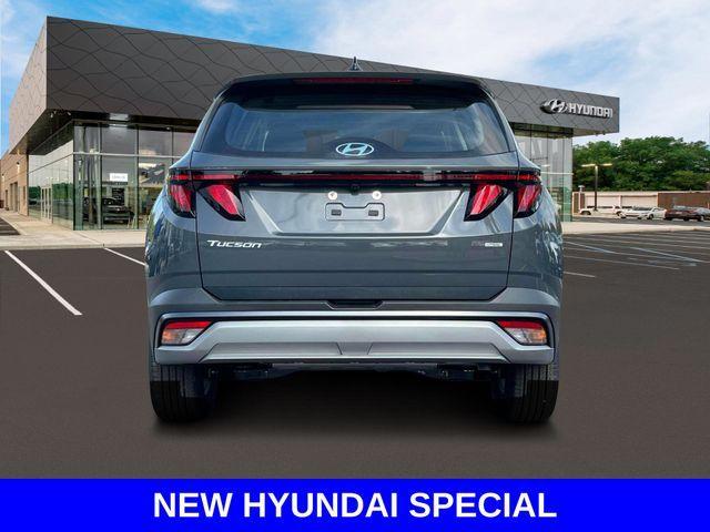 new 2025 Hyundai Tucson car, priced at $30,210
