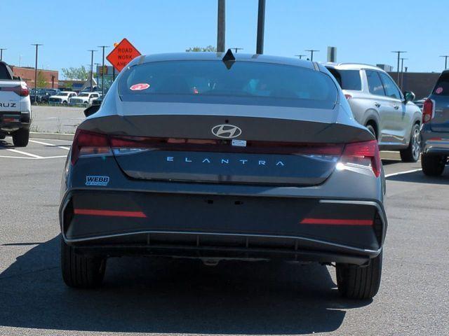 new 2024 Hyundai Elantra car, priced at $23,202