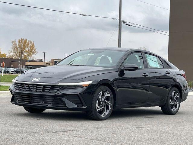 new 2025 Hyundai Elantra car