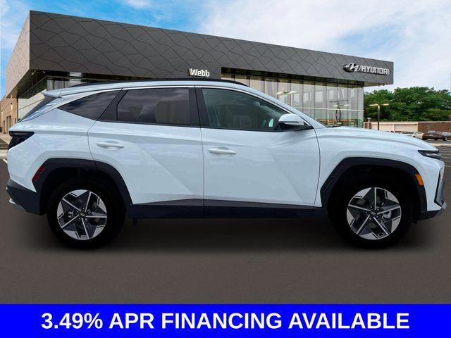 new 2025 Hyundai TUCSON Hybrid car, priced at $38,349
