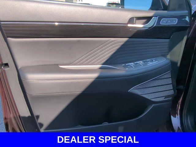 used 2024 Hyundai Palisade car, priced at $43,997