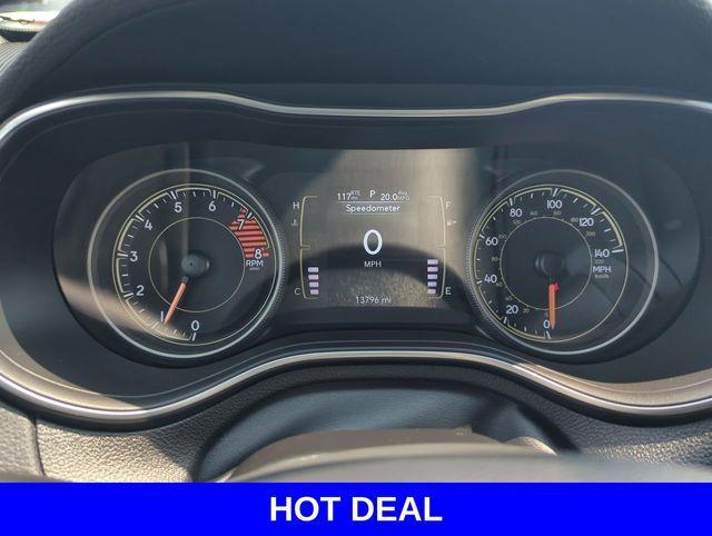 used 2022 Jeep Cherokee car, priced at $25,127