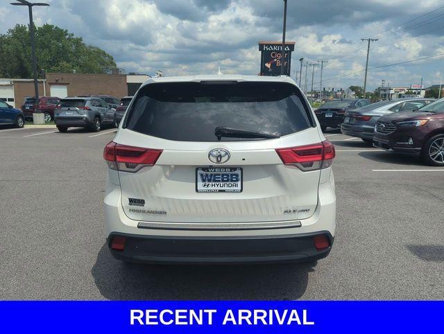 used 2019 Toyota Highlander car, priced at $23,786