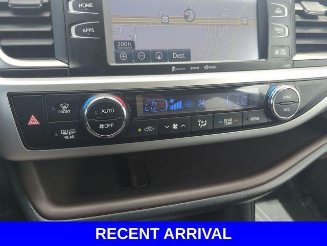 used 2019 Toyota Highlander car, priced at $23,786