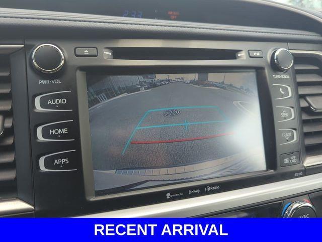 used 2019 Toyota Highlander car, priced at $23,786