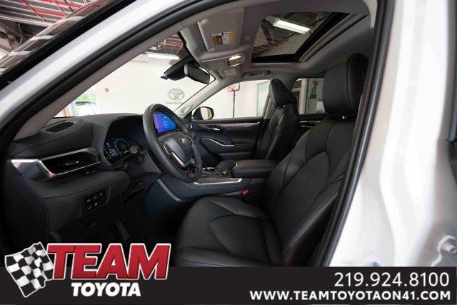 used 2024 Toyota Highlander car, priced at $49,300