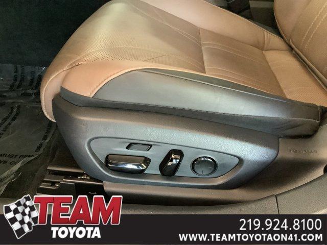 used 2023 Lexus ES 300h car, priced at $41,000