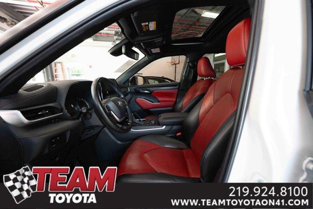 used 2023 Toyota Highlander car, priced at $34,000