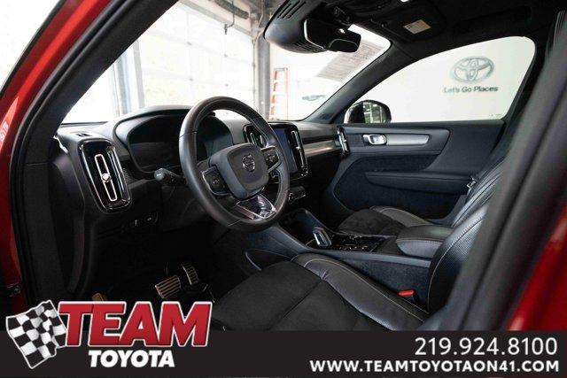 used 2020 Volvo XC40 car, priced at $26,200