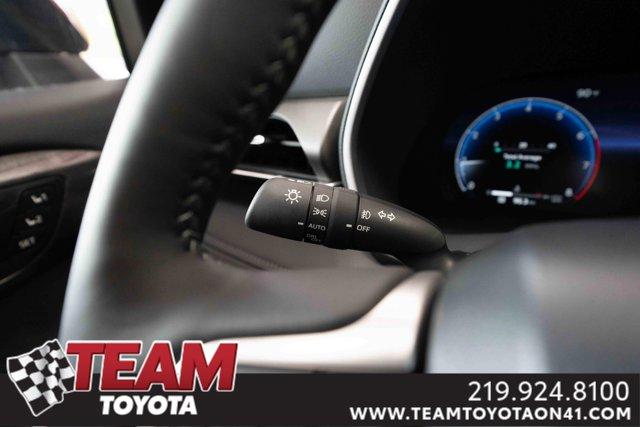 new 2025 Toyota Highlander car, priced at $54,571