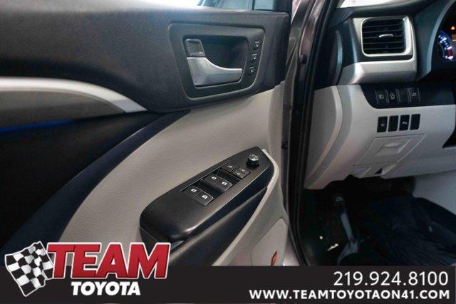 used 2019 Toyota Highlander car, priced at $29,200