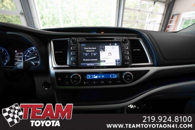 used 2019 Toyota Highlander car, priced at $29,200