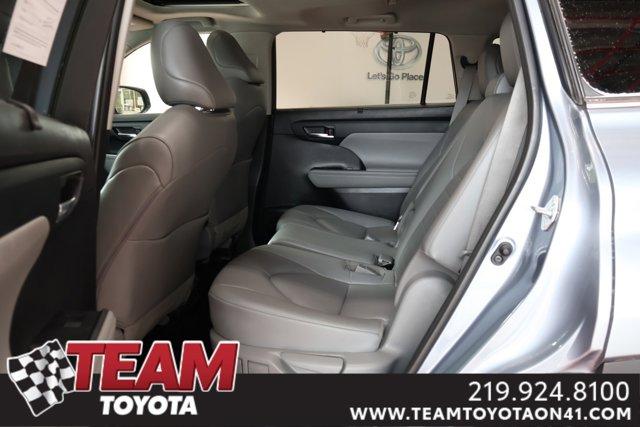 used 2022 Toyota Highlander car, priced at $37,300