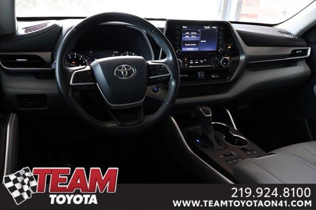 used 2022 Toyota Highlander car, priced at $37,300