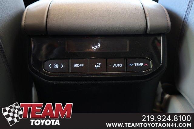 used 2021 Toyota Highlander car, priced at $34,000