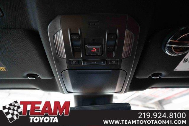 used 2022 Toyota Highlander car, priced at $38,300