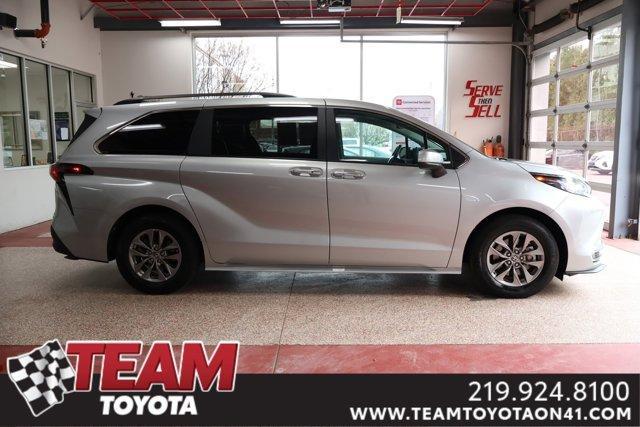 used 2023 Toyota Sienna car, priced at $41,400