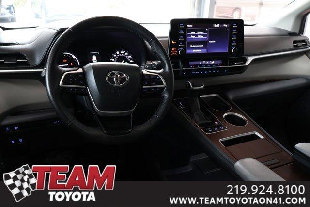 used 2023 Toyota Sienna car, priced at $41,400