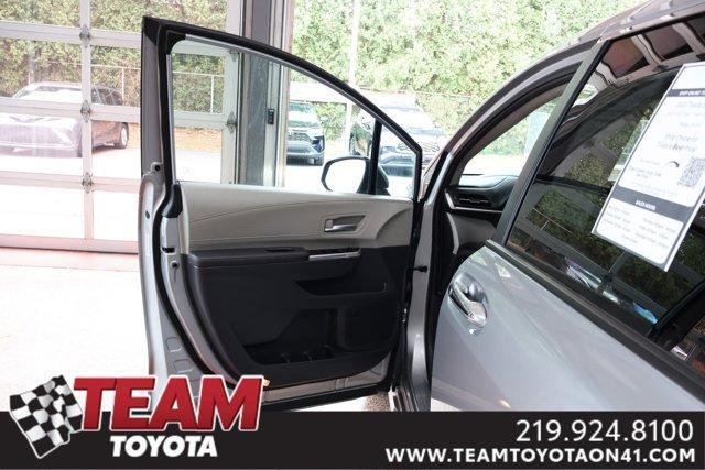 used 2023 Toyota Sienna car, priced at $41,400