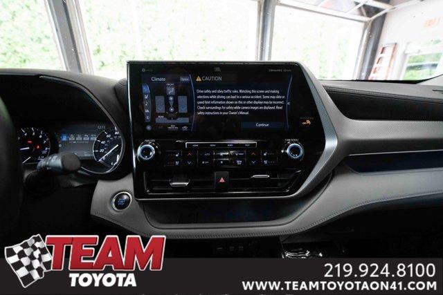 used 2020 Toyota Highlander car, priced at $37,000