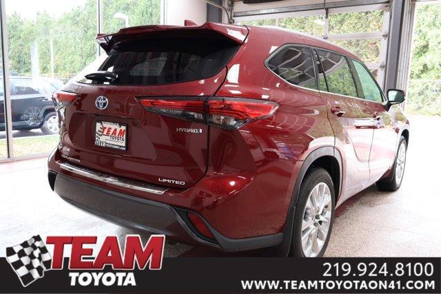 used 2021 Toyota Highlander Hybrid car, priced at $41,000