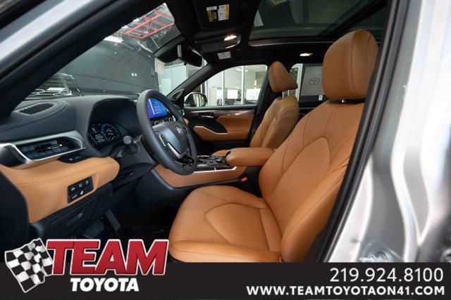 new 2025 Toyota Highlander car, priced at $54,400