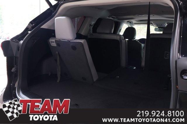 used 2022 Toyota Highlander Hybrid car, priced at $39,300