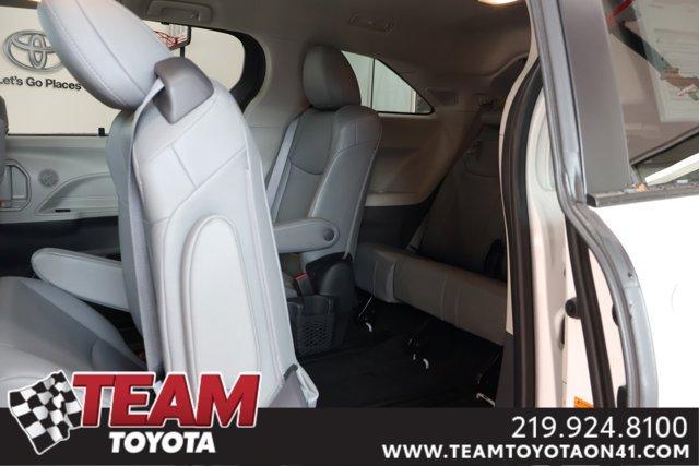 used 2023 Toyota Sienna car, priced at $44,400