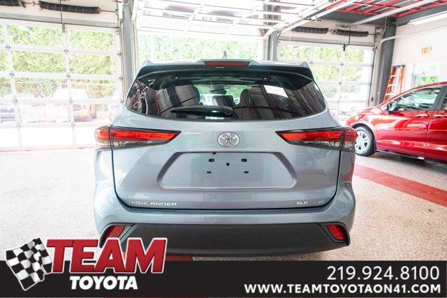 used 2021 Toyota Highlander car, priced at $36,500