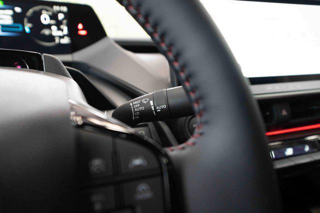new 2026 Toyota Prius Plug-In Hybrid car, priced at $43,300