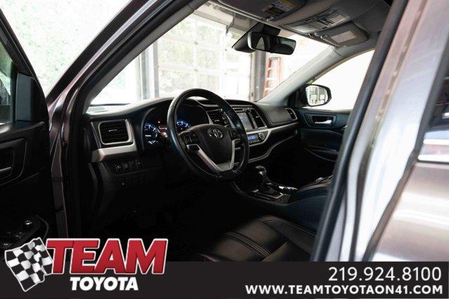 used 2018 Toyota Highlander car, priced at $27,700