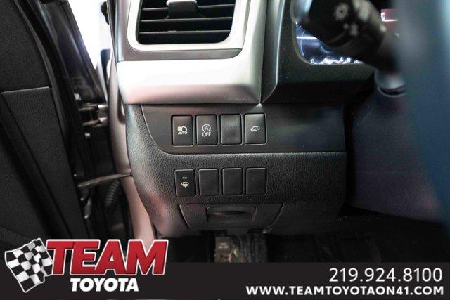 used 2018 Toyota Highlander car, priced at $27,700