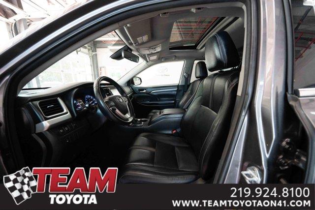 used 2018 Toyota Highlander car, priced at $27,700