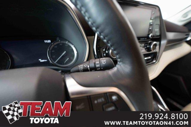 used 2020 Toyota Highlander car, priced at $31,300