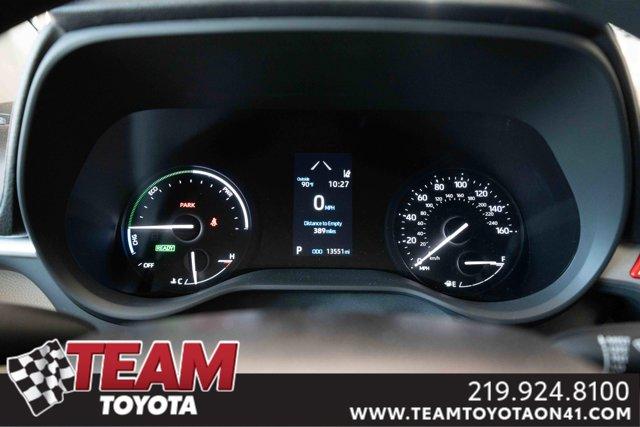 used 2024 Toyota Sienna car, priced at $39,900