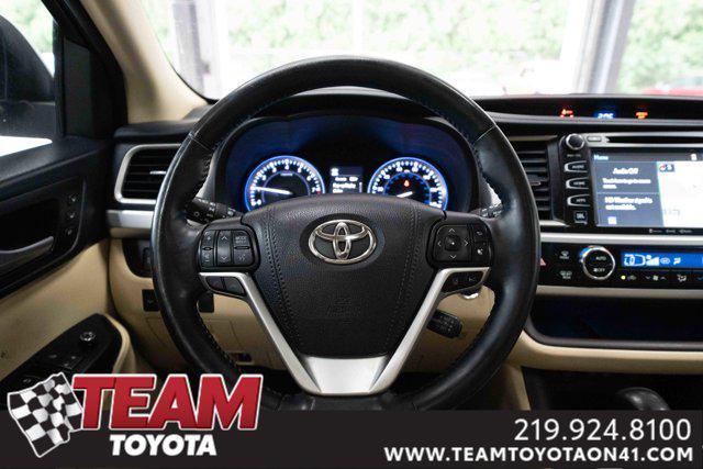 used 2018 Toyota Highlander car, priced at $22,700