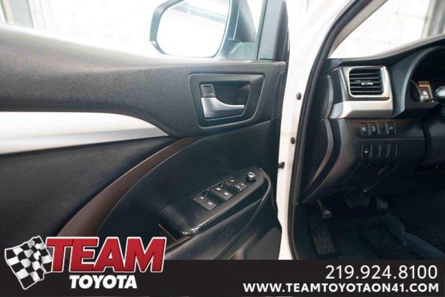 used 2019 Toyota Highlander car, priced at $26,000
